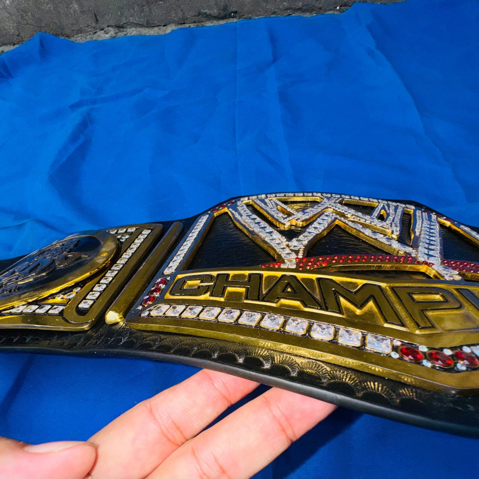 IMG_5750 Randy Orton WWE Championship Belt – Adult Size, 4MM Zinc, 24K Gold Plated, Double Lyre, CZ Stones & Genuine Cowhide Leather - Image 10