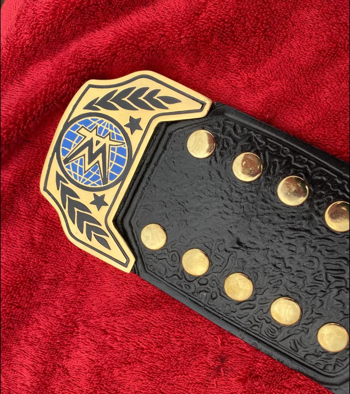 aa_2_28ae3caf-ba25-46e8-9c71-3c1f4c6b4ed1 WWE NEW INTERCONTINENTAL CHAMPIONSHIP WRESTLING REPLICA TITLE BELT 4MM ZINC ADULT - Image 2
