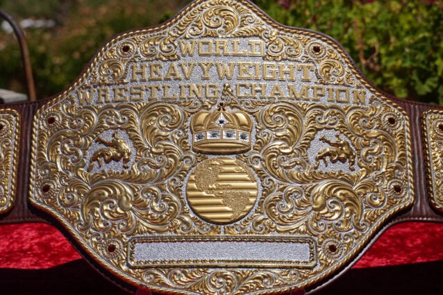 big-gold-world-heavyweight-championship-replica-wwe-shop3-638x425-1 Premium CNC 3D Big Gold World Heavyweight Championship Replica With Hand Texture Plates Hand Tooling Leather Adults Size - Image 2
