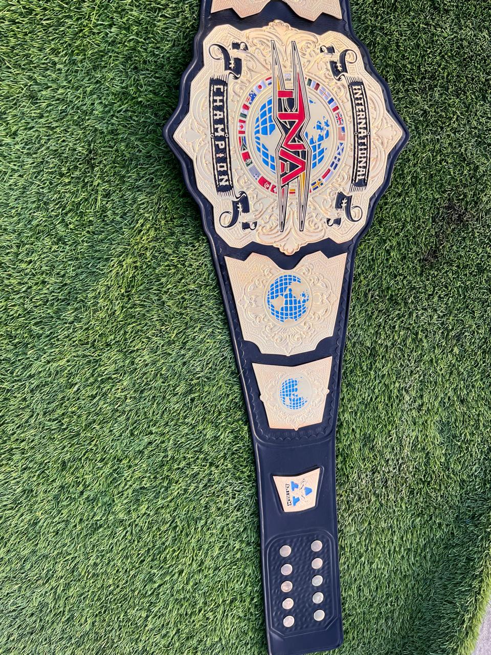 f_12 TNA International Heavyweight Wrestling Championship Belt 4mm Zinc Adult - Image 4
