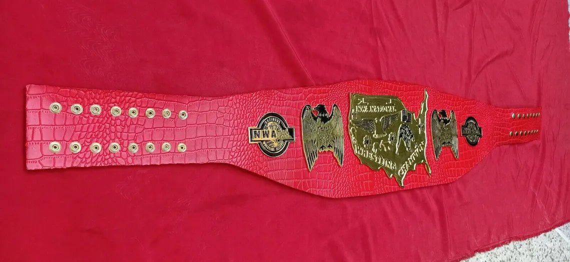 il_1140xN.6209778928_9kjx_0af03da2-7b9a-423f-83f4-f4703d4e52eb NWA USA Heavyweight Wrestling Champion 2mm Brass - Image 4