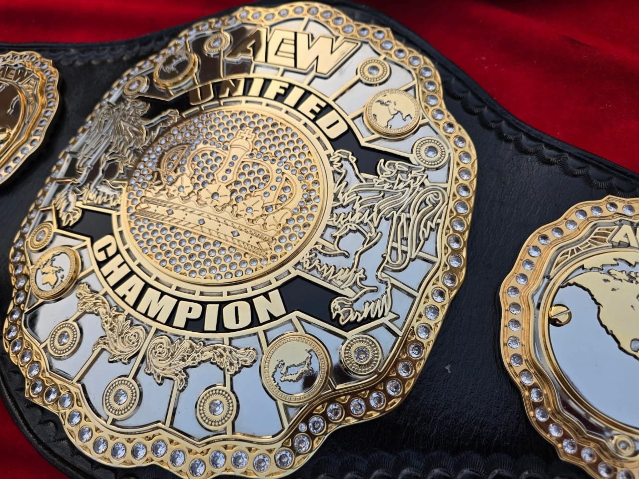 u_4-1 AEW Unified Champion Wrestling Replica Belt | Dual Gold Plating with CZ Zirconia Stones and Premium Leather Straps - Image 10