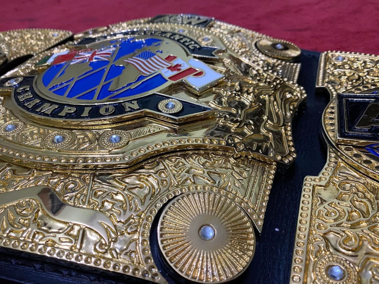z_2-2 AEW Classic White Strap Wrestling Championship Belt - 4mm Zinc Metal Plates - 6mm Genuine Cowhide Leather - Adult Size Intercontinental Replica Title